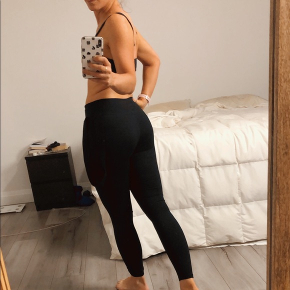 Demi Lovato x Fabletics Overall 7/8 Leggings - Picture 4 of 9